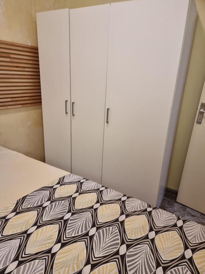 2 Bedrm Bcn Down Ac Wifi 30 Nigths Min Apartment Barcelona Exterior photo